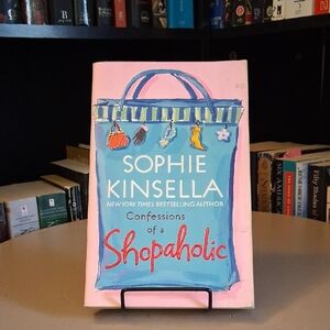 Confessions of a Shopaholic by Sophie Kinsella